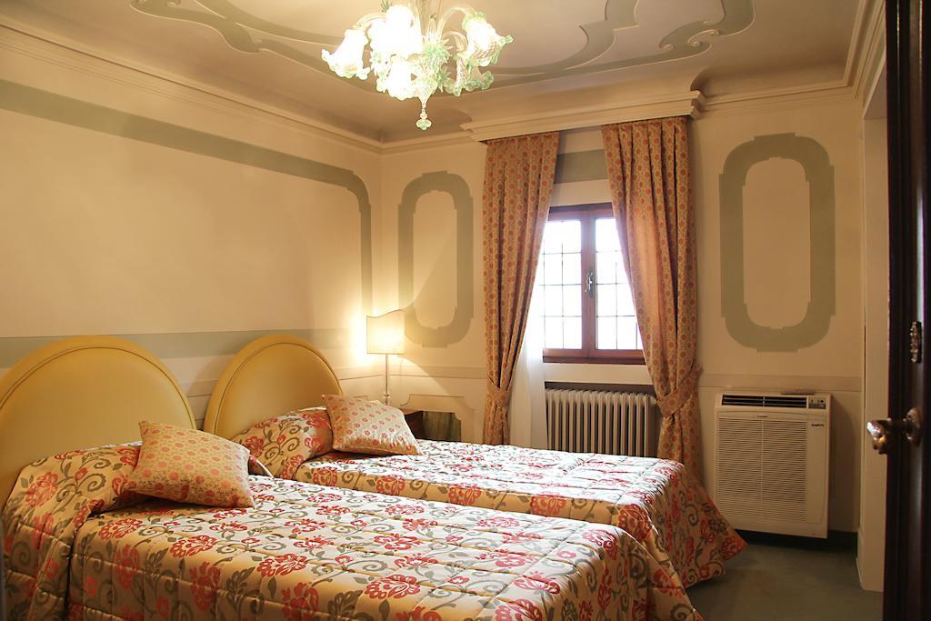 Domus Dotti V Guest House Treviso Luaran gambar