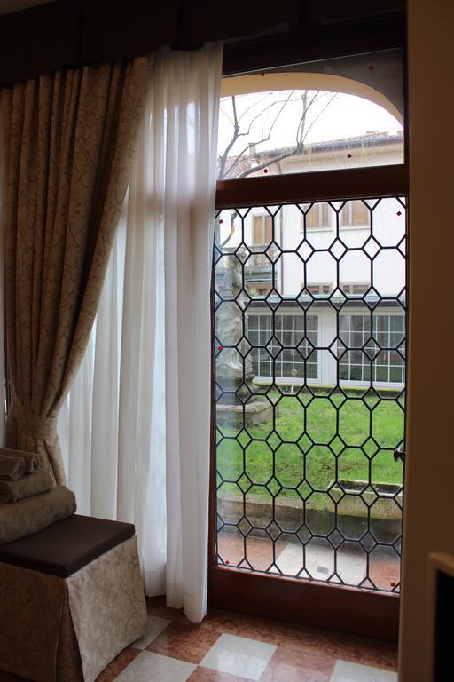 Domus Dotti V Guest House Treviso Luaran gambar