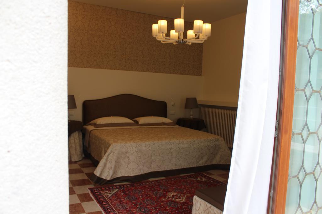 Domus Dotti V Guest House Treviso Luaran gambar