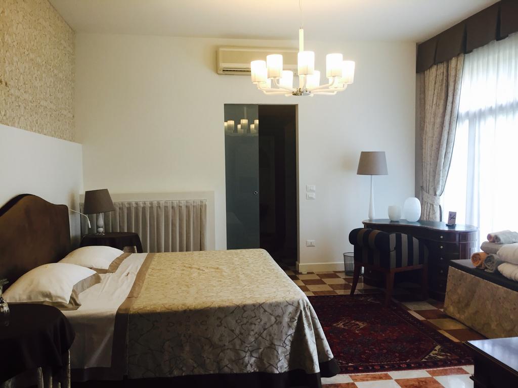 Domus Dotti V Guest House Treviso Luaran gambar