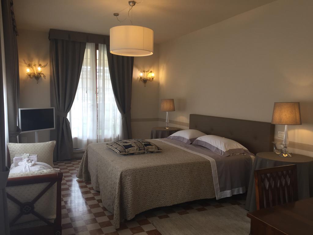 Domus Dotti V Guest House Treviso Luaran gambar