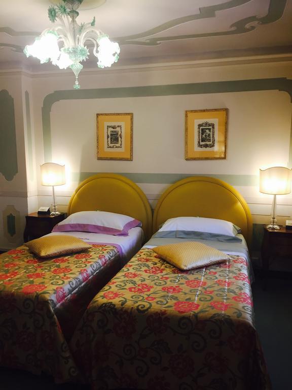 Domus Dotti V Guest House Treviso Luaran gambar