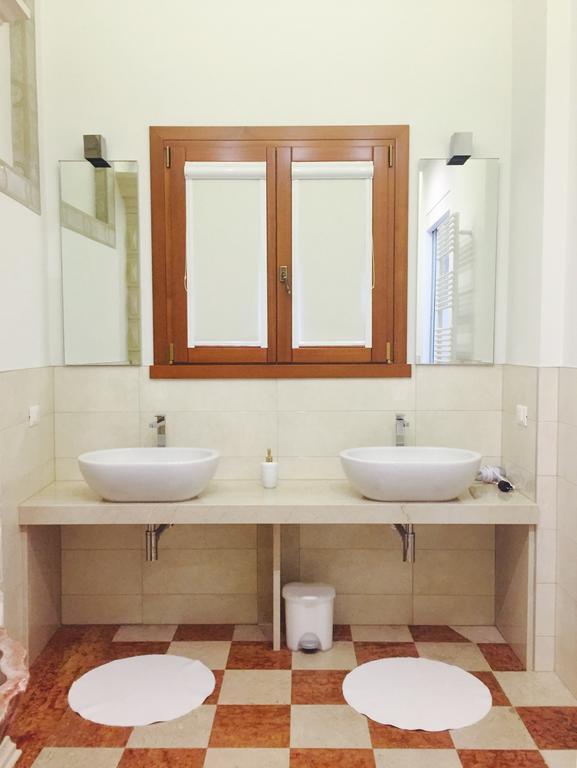 Domus Dotti V Guest House Treviso Luaran gambar