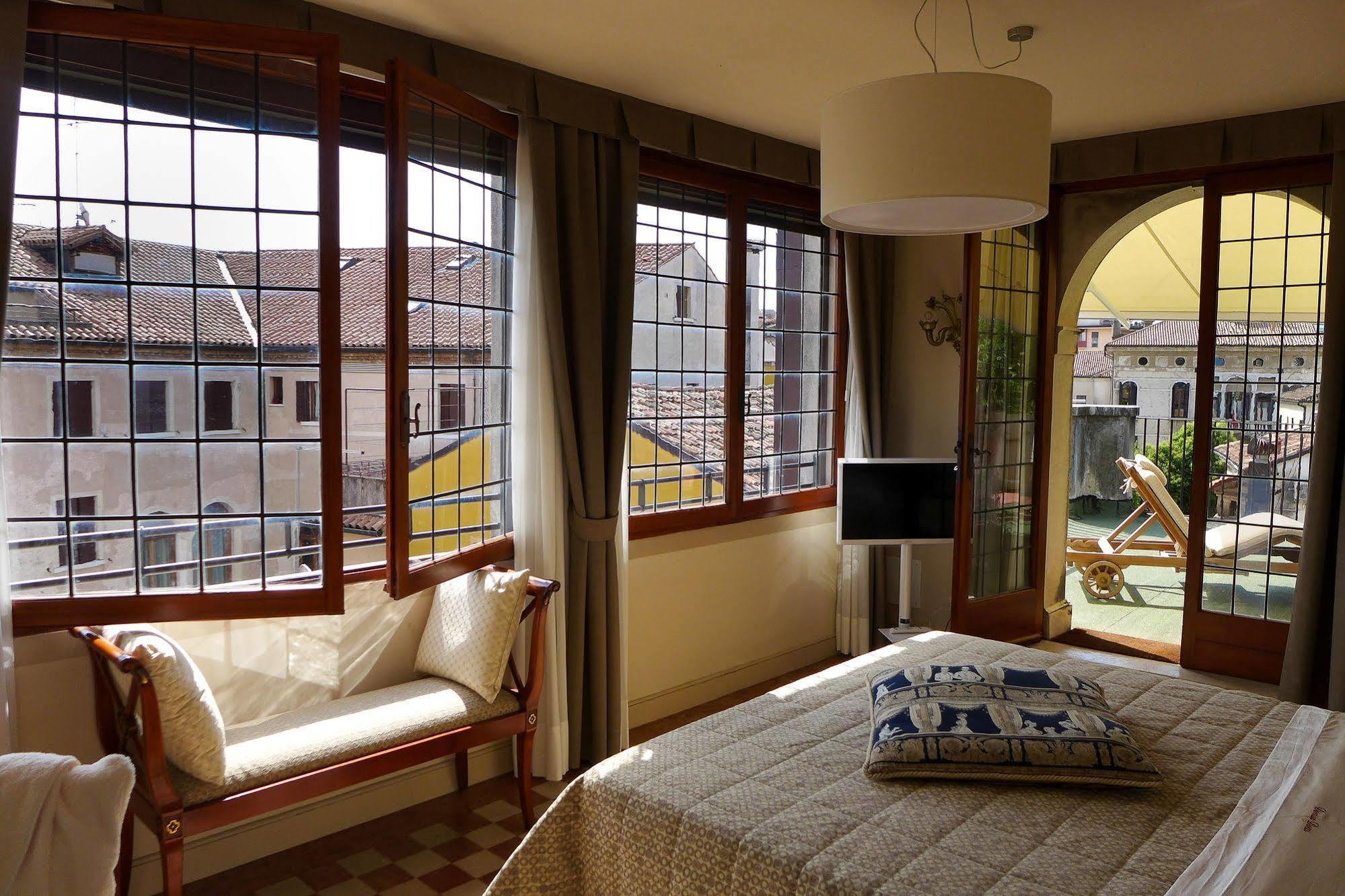 Domus Dotti V Guest House Treviso Luaran gambar