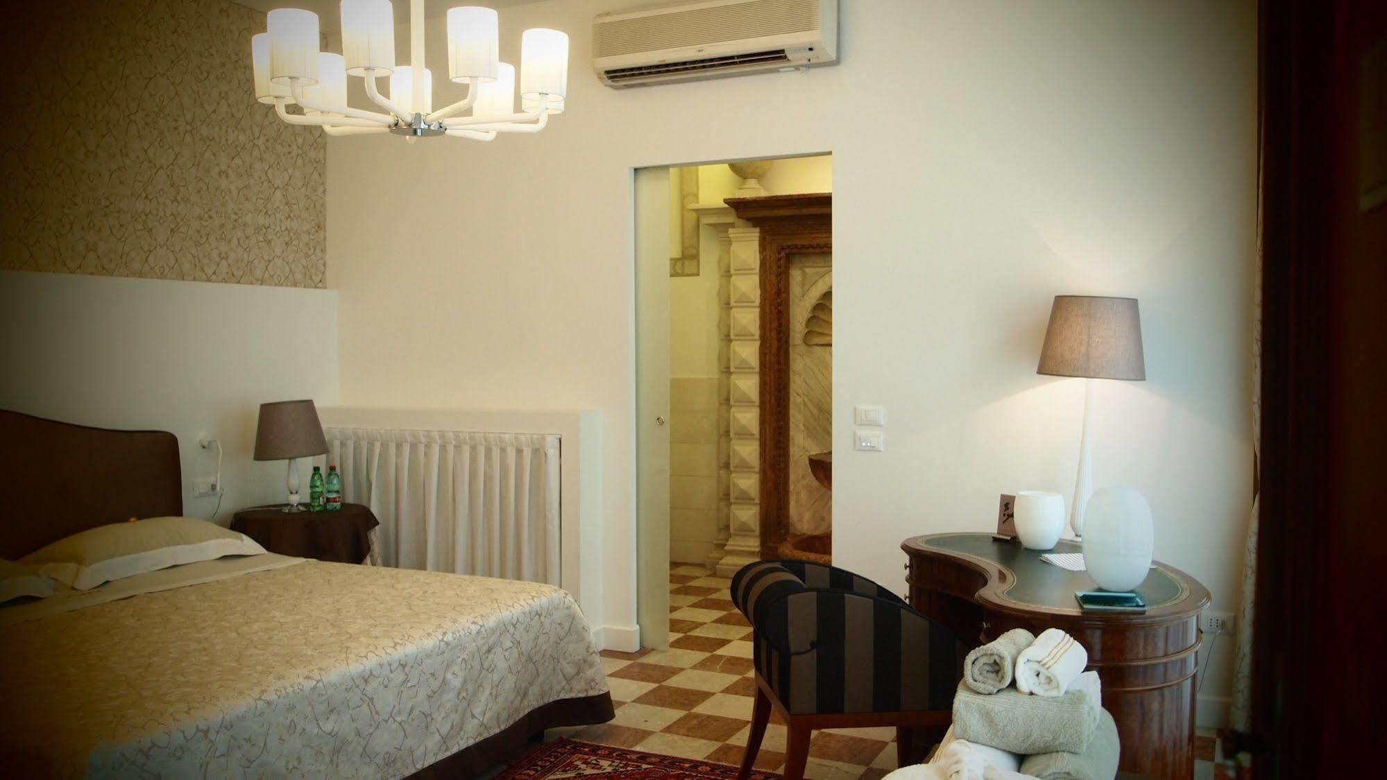 Domus Dotti V Guest House Treviso Luaran gambar