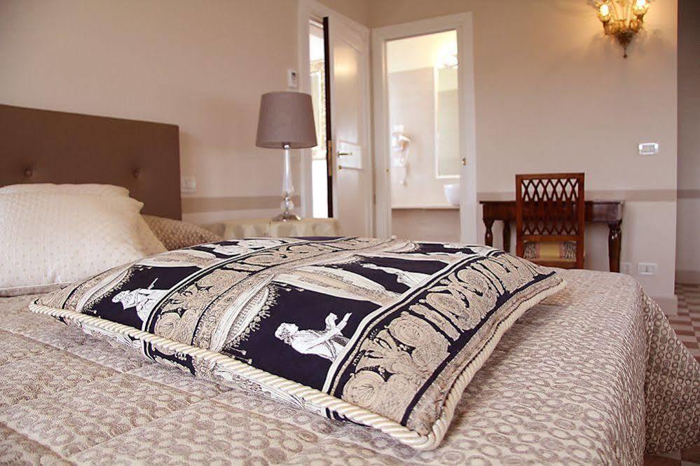 Domus Dotti V Guest House Treviso Luaran gambar